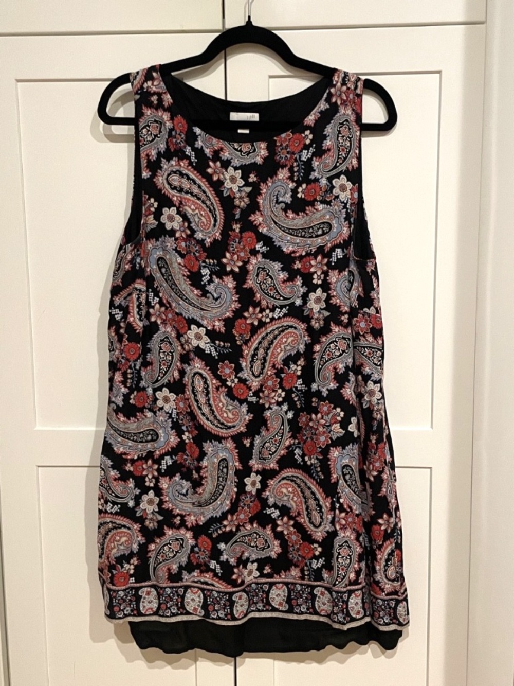 J.Jill sleeveless Shift Dress Paisley Pattern Size Large; Red, blue, black